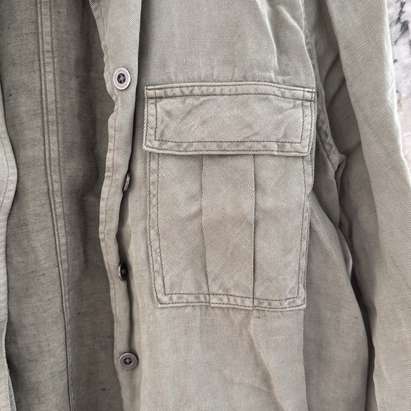 Super cute and soft Rails olive green jacket. - Picture 3 of 5